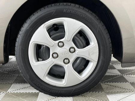 2016-Kia-Picanto-10_5