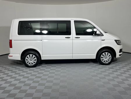 2019-Volkswagen-Kombi-20-TDI-Auto-103kW-Trendline_18
