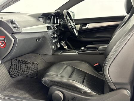 2013-Mercedes-Benz-C-Class-C-250-BE-Coupe-Auto_6