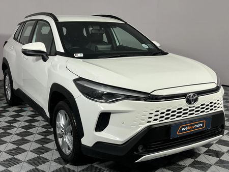 2025-Toyota-Corolla-Cross-18-XS_16