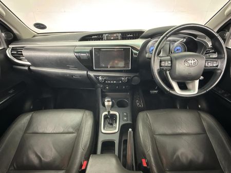 2017-Toyota-Hilux-28-GD-6-Raised-Body-Raider-Double-Cab-Auto_1