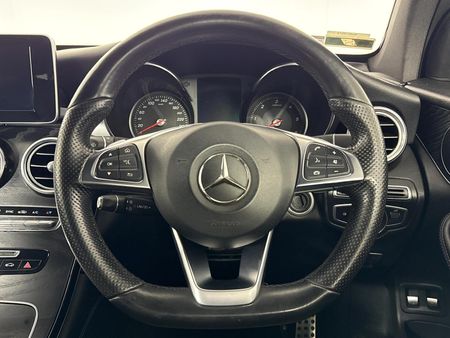 2018-Mercedes-Benz-GLC-250d-AMG_12