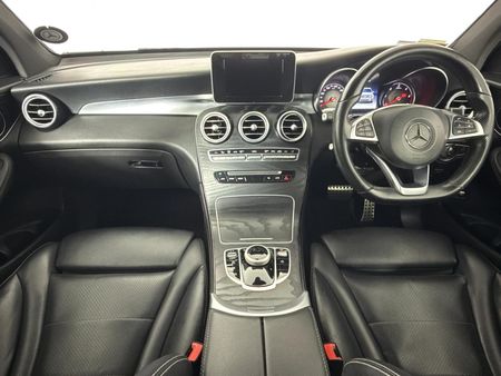 2018-Mercedes-Benz-GLC-250d-AMG_1