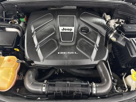 2014-Jeep-Grand-Cherokee-30-V6-CRD-Overland_12