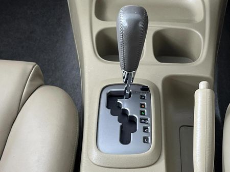 2010-Toyota-Fortuner-30-D-4D-Raised-Body-Auto_10