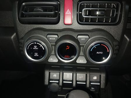2026-Suzuki-Jimny-15-GLX-Auto-Dsbsii_11