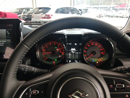 2026-Suzuki-Jimny-15-GLX-Auto-Dsbsii_12
