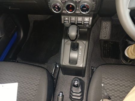 2026-Suzuki-Jimny-15-GLX-Auto-Dsbsii_15