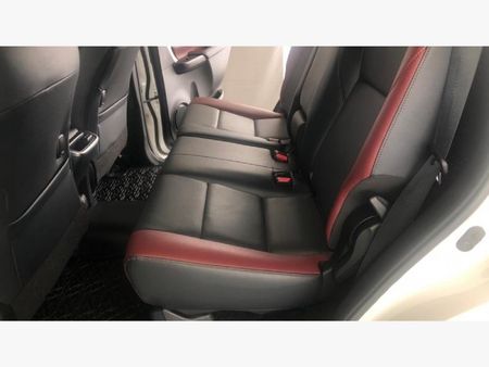 2024-Toyota-Fortuner-28-GD-6-4x4-VX-Auto_10