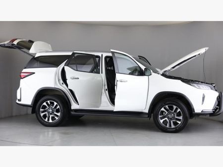 2024-Toyota-Fortuner-28-GD-6-4x4-VX-Auto_22