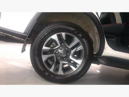 2024-Toyota-Fortuner-28-GD-6-4x4-VX-Auto_29