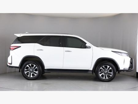 2024-Toyota-Fortuner-28-GD-6-4x4-VX-Auto_4