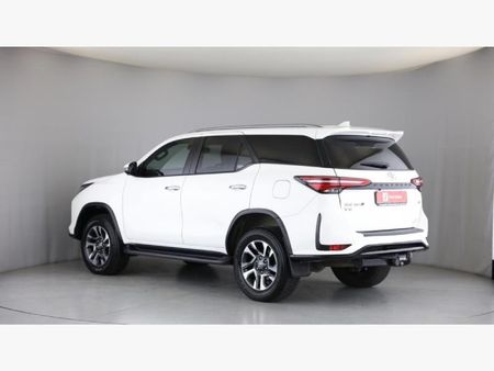 2024-Toyota-Fortuner-28-GD-6-4x4-VX-Auto_5