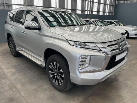 2022-Mitsubishi-Pajero-Sport-24D-4x4-Exceed-Auto_1