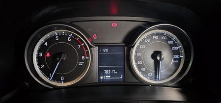 2022-Suzuki-Ertiga-15-GL_11