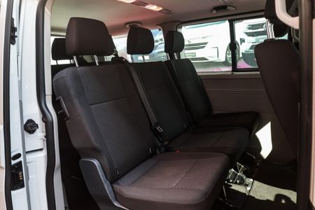 2020-Volkswagen-Kombi-20-TDI-Auto-103kW-Trendline_10