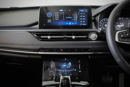 2025-Chery-Tiggo-8-Pro-16-TGDI-Executive_13