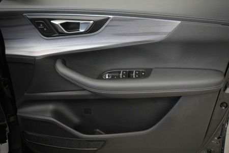 2025-Chery-Tiggo-8-Pro-16-TGDI-Executive_17
