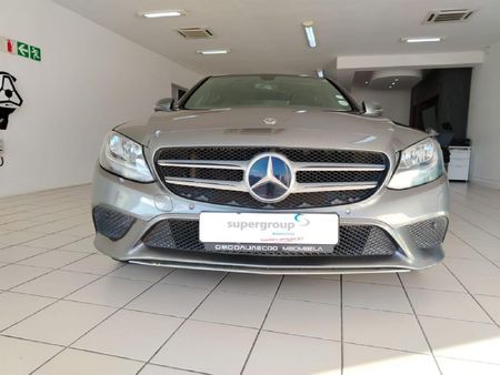 2019-Mercedes-Benz-C-Class-C-180-Auto_1