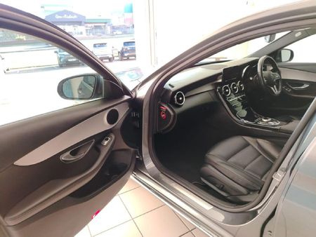 2019-Mercedes-Benz-C-Class-C-180-Auto_21