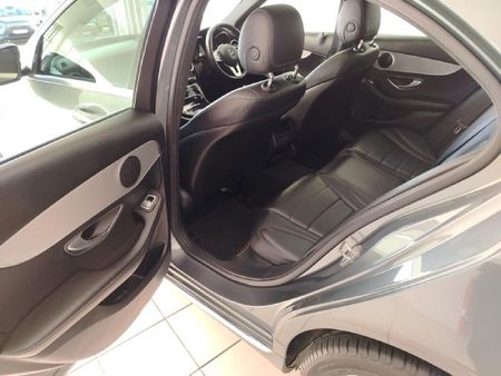 2019-Mercedes-Benz-C-Class-C-180-Auto_23