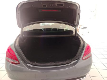 2019-Mercedes-Benz-C-Class-C-180-Auto_7