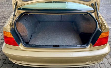 2000-BMW-3-Series-323Ci-Coupe_9