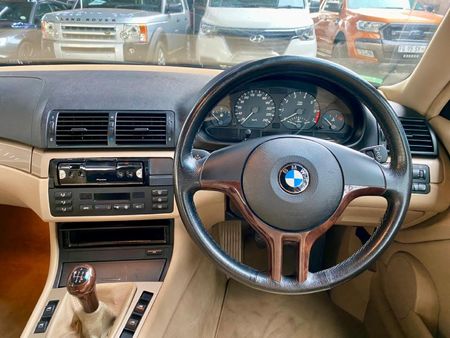 2000-BMW-3-Series-323Ci-Coupe_12
