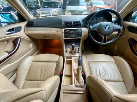 2000-BMW-3-Series-323Ci-Coupe_13