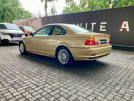2000-BMW-3-Series-323Ci-Coupe_2