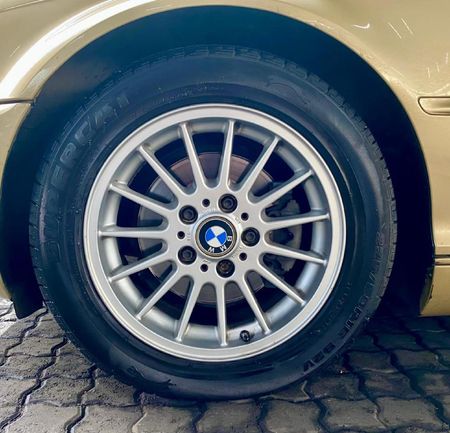 2000-BMW-3-Series-323Ci-Coupe_8