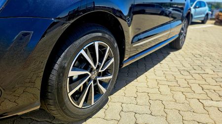 2026-Volkswagen-Polo-Vivo-16-Life_9
