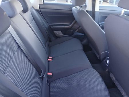 2019-Volkswagen-Polo-10-TSI_10