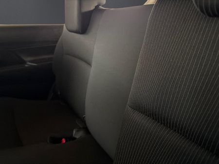 2025-Suzuki-Ertiga-15-GA_12