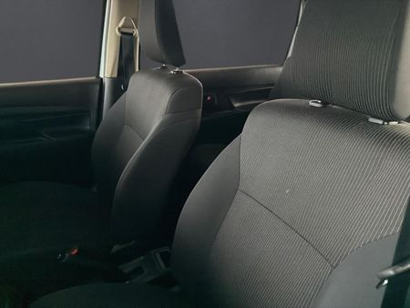 2025-Suzuki-Ertiga-15-GA_13