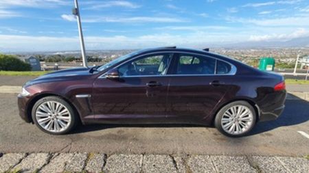 2014-Jaguar-XF-30-D-S-Premium-Luxury_2