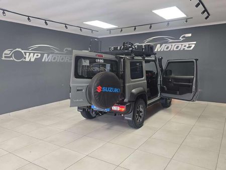 2019-Suzuki-Jimny-15-GLX_9