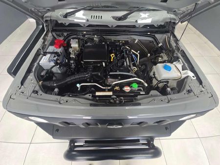 2019-Suzuki-Jimny-15-GLX_5