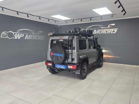 2019-Suzuki-Jimny-15-GLX_7