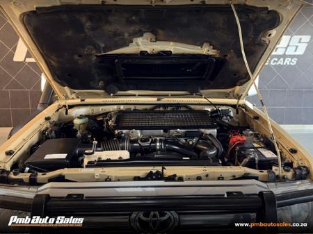 2023-Toyota-Land-Cruiser-79-45-D-Double-Cab_10