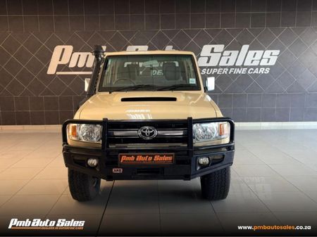 2023-Toyota-Land-Cruiser-79-45-D-Double-Cab_1