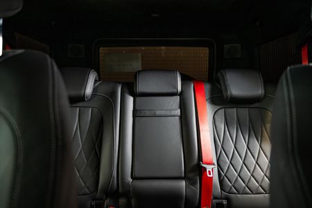 2026-Mercedes-AMG-G-Class-G63-AMG_9