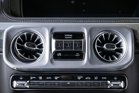 2026-Mercedes-AMG-G-Class-G63-AMG_12