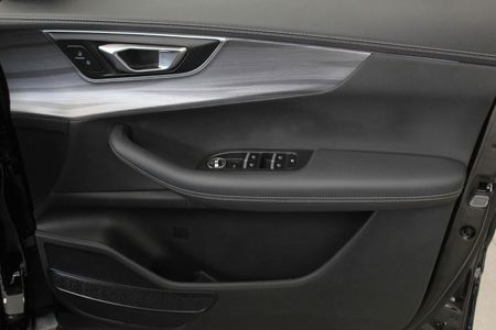 2025-Chery-Tiggo-8-Pro-16-TGDI-Executive_17