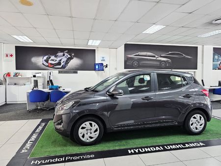 2021-Hyundai-Grand-i10-12-Fluid-Auto_19