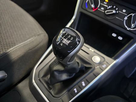 2026-Volkswagen-Polo-10-TSI-Life_1