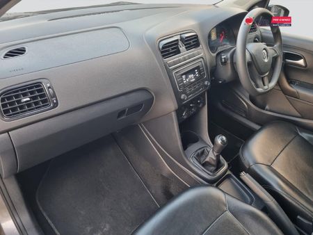 2020-Volkswagen-Polo-Vivo-14-Trendline-5-dr_11