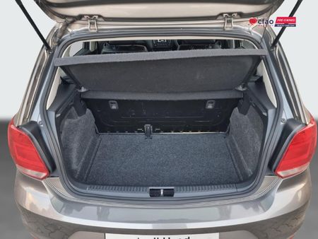 2020-Volkswagen-Polo-Vivo-14-Trendline-5-dr_17