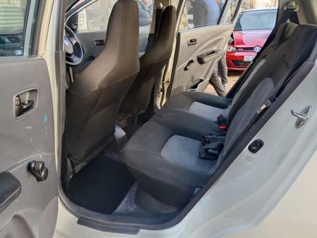 2018-Suzuki-Celerio-10-GL_6