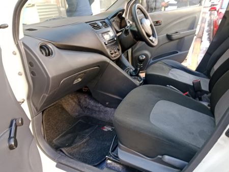 2018-Suzuki-Celerio-10-GL_8